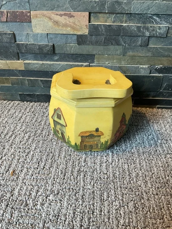 Vintage Style box purse with Handle - Picture 4 of 7